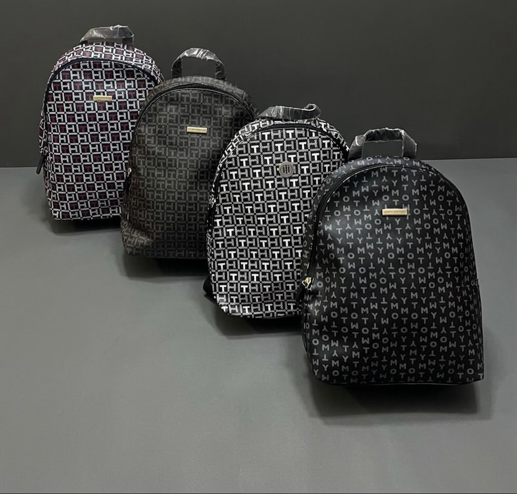 کوله پشتی تامی هیلفیگر (Tommy Hilfiger)